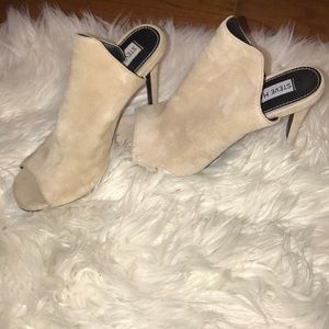 BRAND NEW Steve Madden Sooki heels!